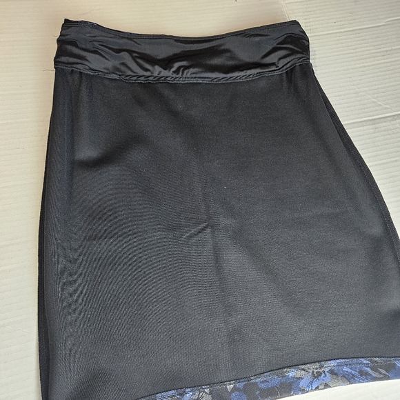 Carmen Marc Valvo Women Floral Pencil Skirt Size Large - Picture 4 of 8